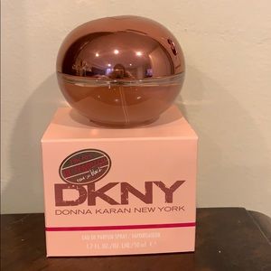DKNY Be Tempted eau so blush